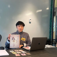 将图片加载到图库查看器，行走的豪门代言人 | 皓月
