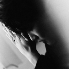 将图片加载到图库查看器，完美主义F人 | 士潇
