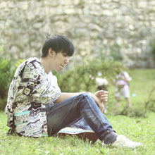 将图片加载到图库查看器，To live would be an awfully big adventure | 双月
