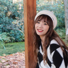 将图片加载到图库查看器，FanC美女店长｜蕊蕊
